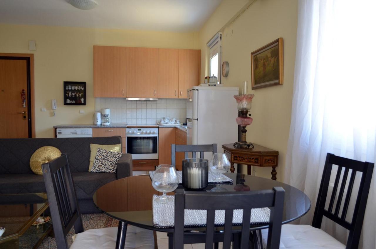 Delmare Dion Apartment Salonicco Esterno foto